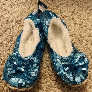 Snoozies Sequin Slippers- Size S